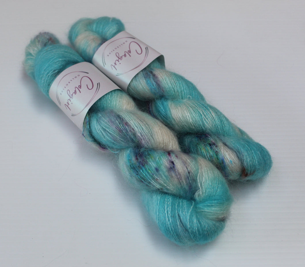 Myrtle 2ply/lace 'Far Away'