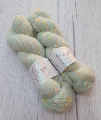 Floof Neon 4ply/Fingering 'Powder'