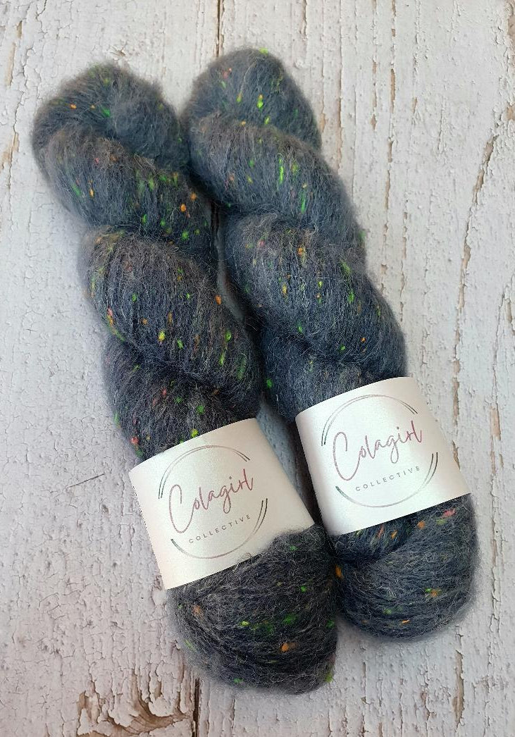 Floof Neon 4ply/Fingering 'Walter'