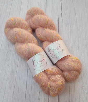 Floof Neon 4ply/Fingering 'Primrose'