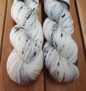 Mallee SW Merino 10ply/Worsted 'Piping Strike'