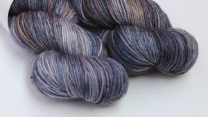 Swagman 4ply/Fingering 'Breaking Dawn'