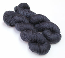 Load image into Gallery viewer, Swagman 4ply/Fingering &#39;Blackerty Black&#39;