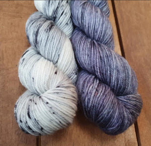 Pas De Deux 2 x 50g Swagman 4ply/Fingeirng Sets Piping Strike & OOAK