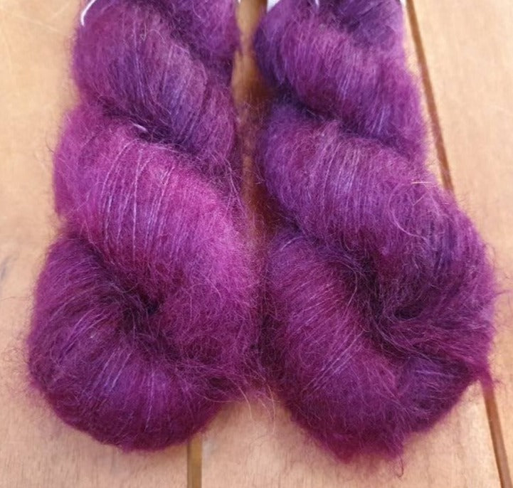 Myrtle 2ply/Lace 'Battle of Magenta'